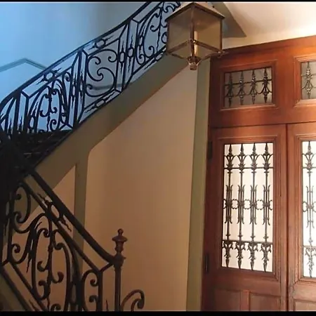 Chambre D'hotes Du Chateau Oda ve Kahvaltı