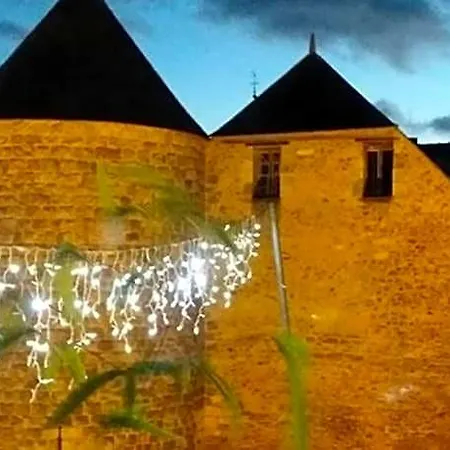 ベッド・アンド・ブレックファスト D'hote Du Chateau
