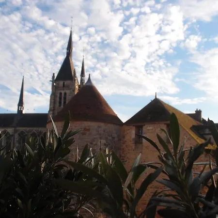 D'hote Du Chateau Bed & Breakfast Dourdan