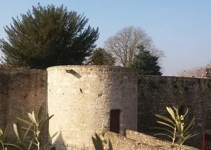 D'hote Du Chateau